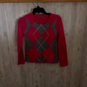 Cute pink,grey,and a little bit of yellow sweater